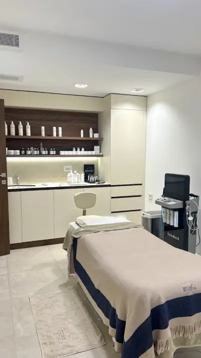Advance Medical Aesthetic Center