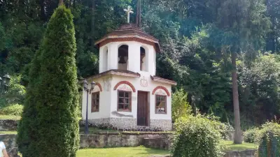 Izvor Hotel "Изворъ"