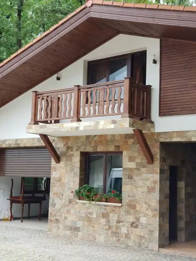 Izvor Hotel "Изворъ"