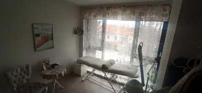 Elizabeth - cosmetics and massage