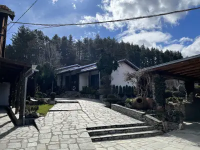 Thermal Mineral Pool "Izgreva"