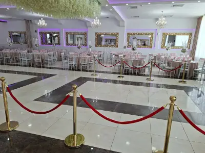 CENTER SARAY ( Зала за Тържества)