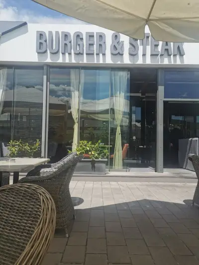 Crystal Burger & Steak