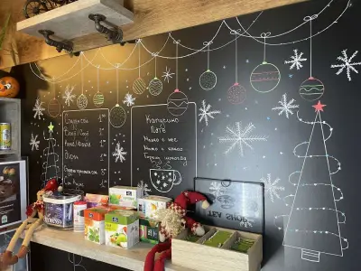 FOOD CORNER