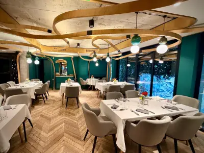 Unica Restaurant