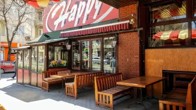Happy Bar & Grill