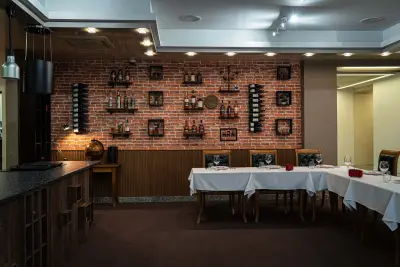 Ресторант "THE TABLE"