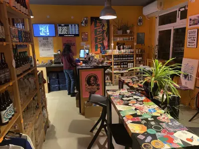 Pivoteka Craft Beer shop