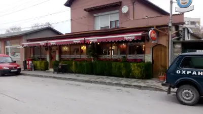 Бистро "Деница"