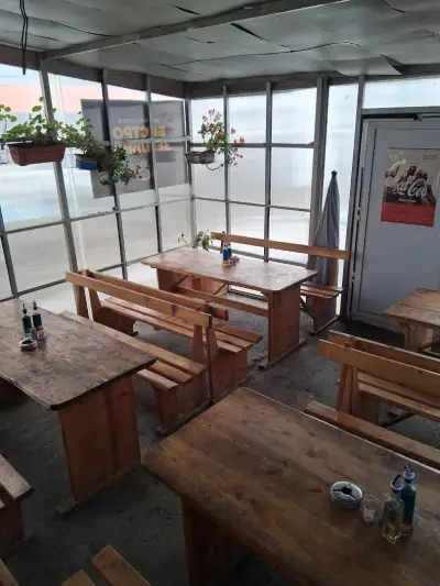 Бистро „Земляне“