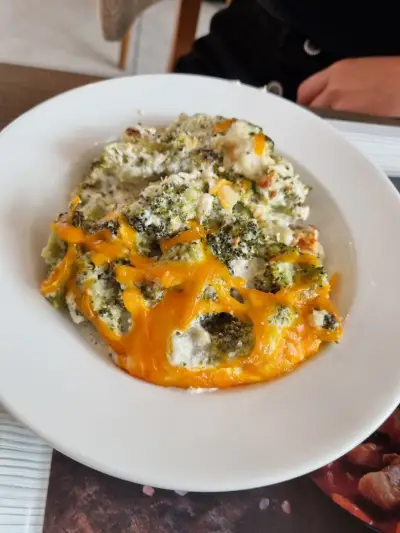 PURE Grand Bistro Megapark