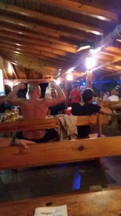 Басейн Нира
