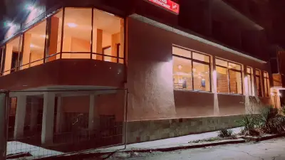 Хотел - Ресторант "Ваката"
