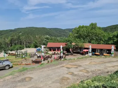 Манастирска среща