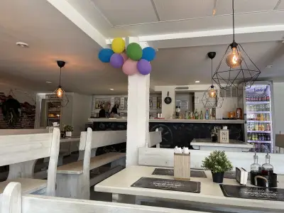 Пицария Кремиковци - Pizzaria Retro - Доставка и Обедно меню
