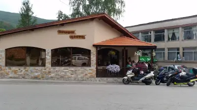 Пицария Цвети