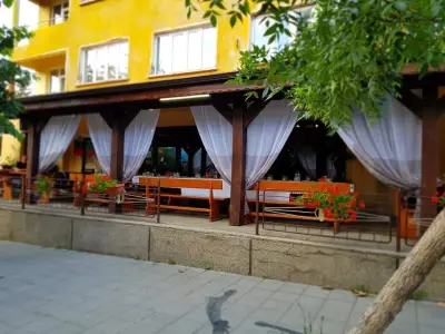 Старата кръчма гр. Земен