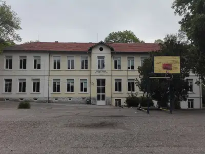 Основно училище Св. Св. Кирил и Методий с.Поликраище