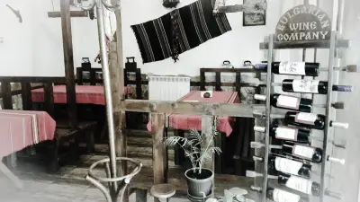 Братската къща