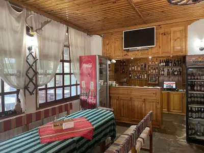 Антимовски Хан