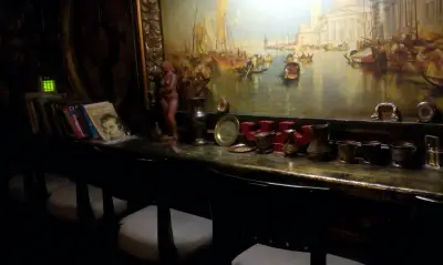 Elerium Social Club