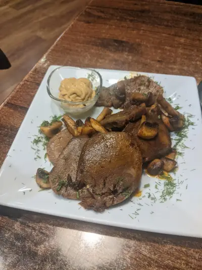 Bar & Dinner Suerte