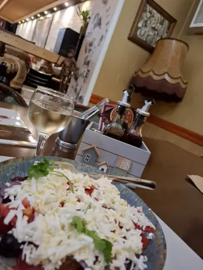 AURA Pizza & Grill