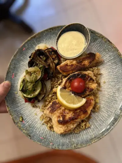 AURA Pizza & Grill