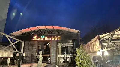 AURA Pizza & Grill