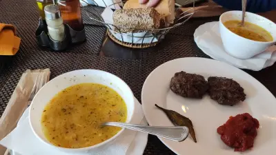 Кафе, Ресторант, Ромпетрол