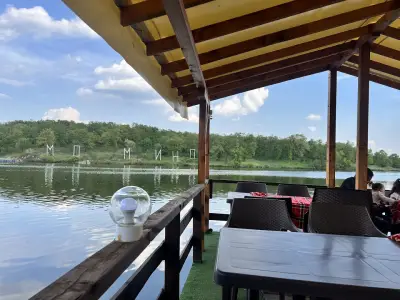 Рибен ресторант с.Момино