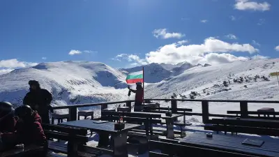 Чайна Ястребец