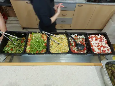 Стол за хранене Комо