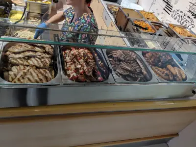 Стол за хранене Комо