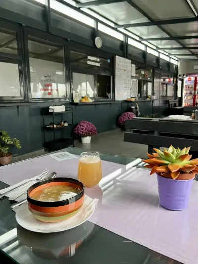 Ресторант Кантона / Kantona Restaurant & Shop