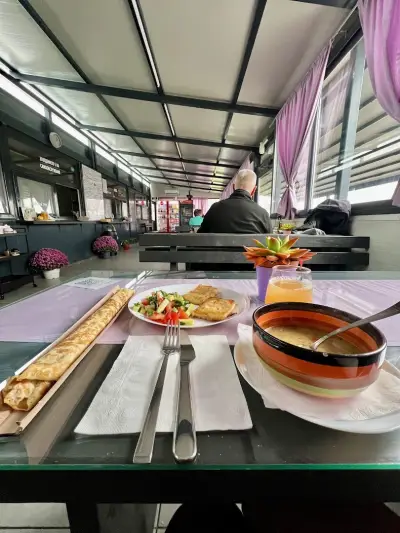 Ресторант Кантона / Kantona Restaurant & Shop