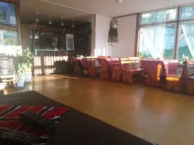 При Ева