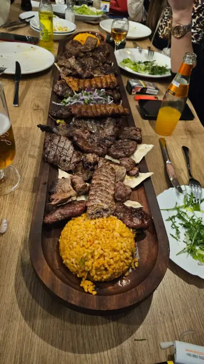 ГАРЯЧО Restaurant