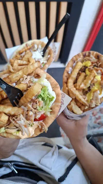 Gyros