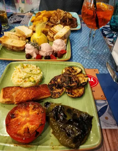 Яна - българска кухня