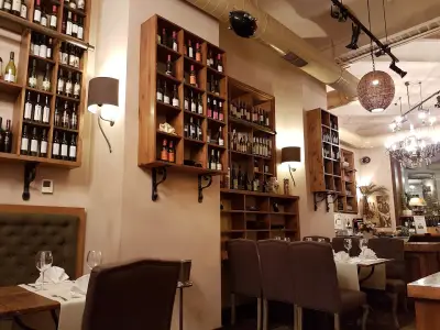 Time restaurant For wine (DiWine)