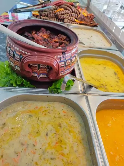 ресторант Мястото