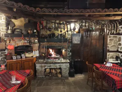 "Македонска кръчма" СПА хотел и механа