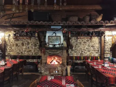 "Македонска кръчма" СПА хотел и механа