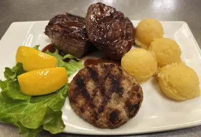 Ресторант-пицария „Езерата“