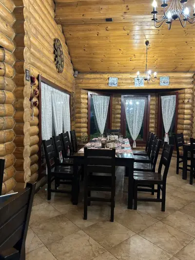 Пицария "Дървената къща"