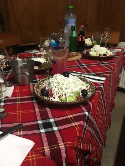 Барбекюто / The BBQ
