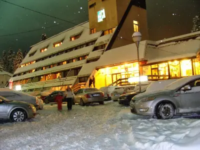 "Park Hotel Ela"