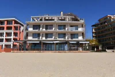 Lucky home estate