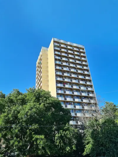 Общежитие на Медицински университет, блок 35